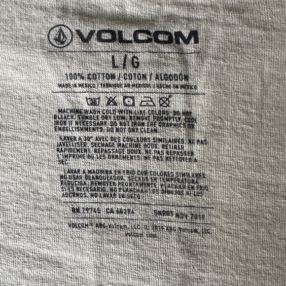 Volcom Beige Tee with Iconic Emblem - Picture 4 of 4